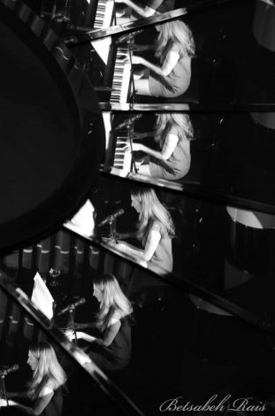 Alba on piano at Crazy Coqs Brasserie Zedel